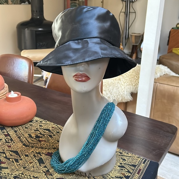 Vintage Two Girls N.Y.C. Randi Zinz & Marcia Lyons Black Bucket Hat - Picture 2 of 10